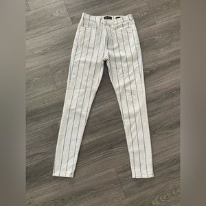 Banana Republic white & blue pinstriped skinny jeans